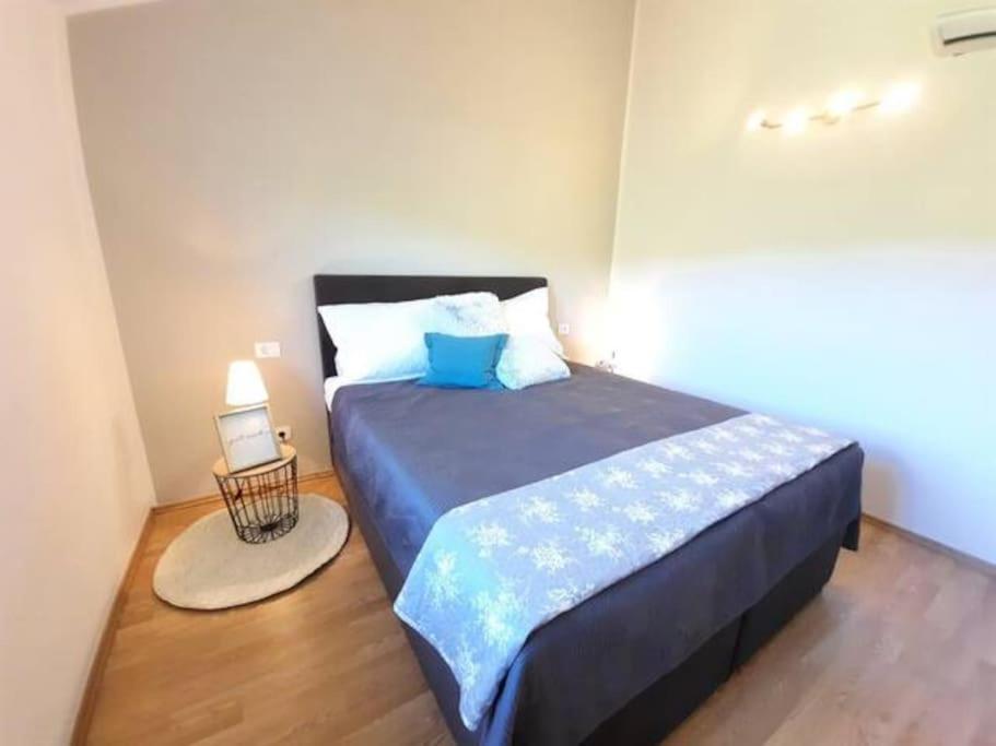 Vilanija Holiday Home For 8 People, Pool + Sea View מראה חיצוני תמונה